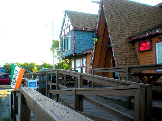 Gingerbread House Bakery & Pizza